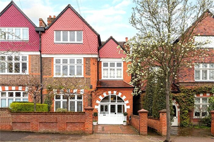 6 Bedroom Semi Detached House For Sale In Daylesford Avenue, London, SW15