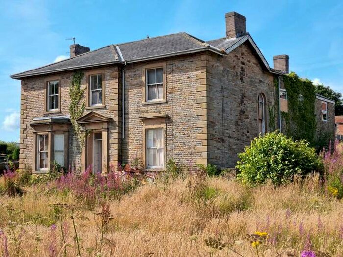 6 Bedroom Detached House For Sale In Park Road, Haltwhistle