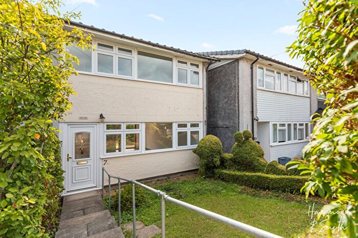 3 Bedroom End Of Terrace House For Sale In Parklands, Coopersale, CM16