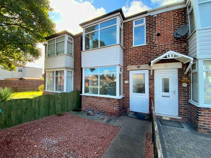 2 Bedroom Terraced House To Rent In Lamorna Avenue, Chamberlain Road, Hull, East Yorkshire, HU8