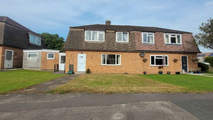 4 Bedroom Semi-Detached House To Rent In Woodland Crescent, Llanfoist, Abergavenny, NP7