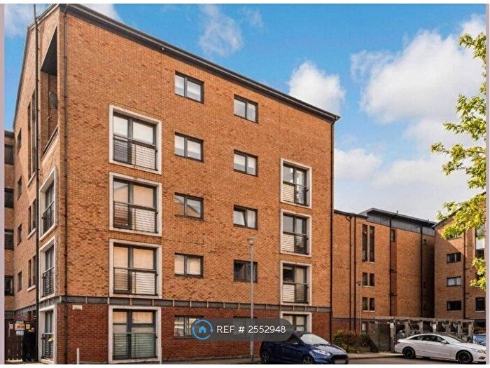 2 Bedroom Flat To Rent In Minerva Way, Glasgow, G3