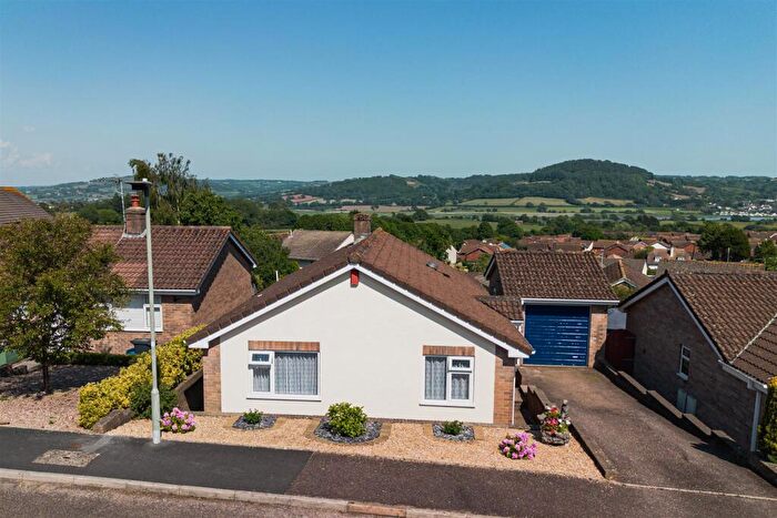 2 Bedroom Bungalow For Sale In Rowan Drive, Seaton, EX12