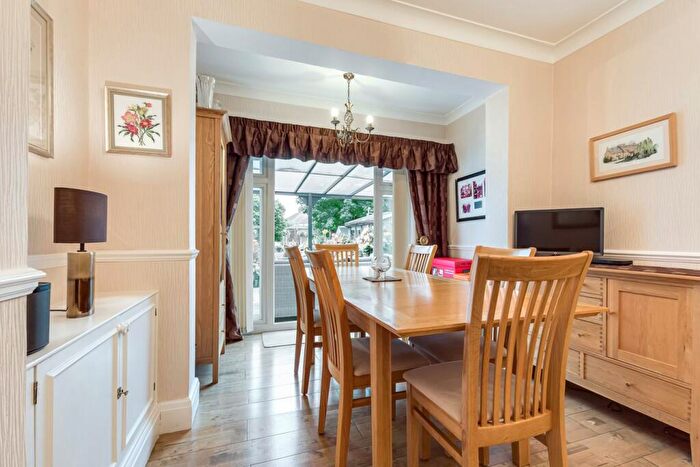 3 Bedroom Semi-Detached House For Sale In Avery Hill Road, London, SE9