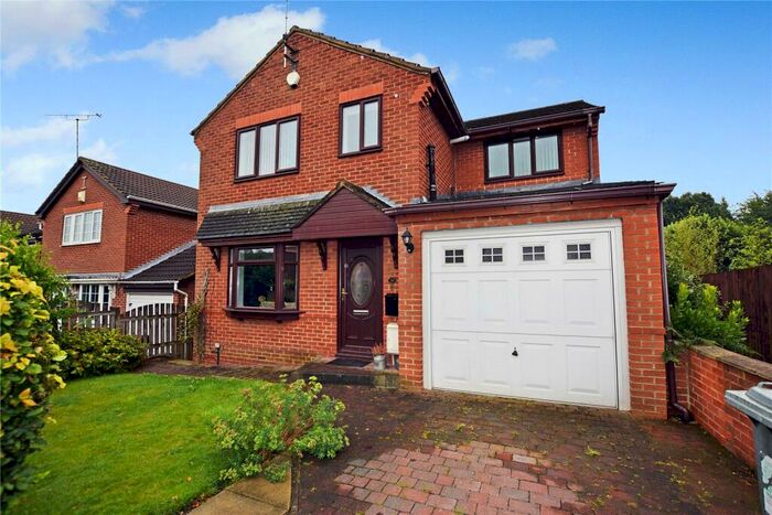 3 Bedroom Detached House To Rent In King George Croft, Morley, Leeds, LS27