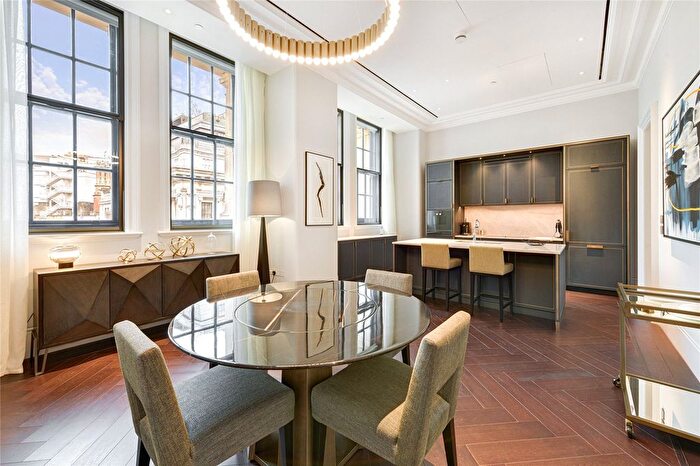 2 Bedroom Flat To Rent In The Old War Office, Horse Guards Avenue, Westminster, London, SW1A