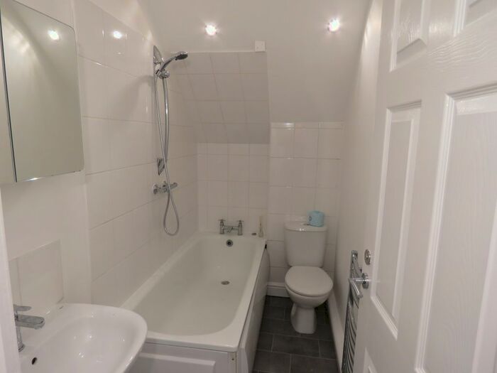 1 Bedroom Flat To Rent In West Street, Bristol, BS3