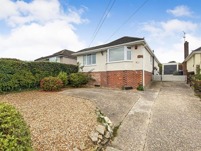 3 Bedroom Detached Bungalow For Sale In Shapland Avenue, Bournemouth, BH11