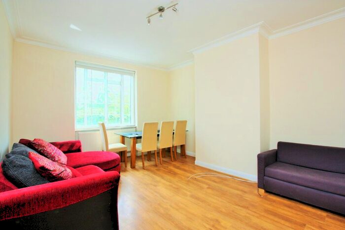 2 Bedroom Flat To Rent In Clive Lodge, Shirehall Lane, Hendon, NW4
