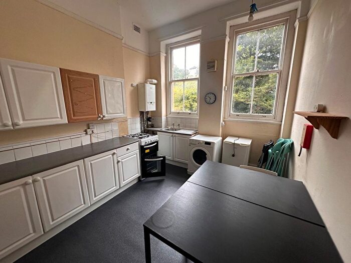 4 Bedroom Flat To Rent In Warwick Road, Bristol, BS6