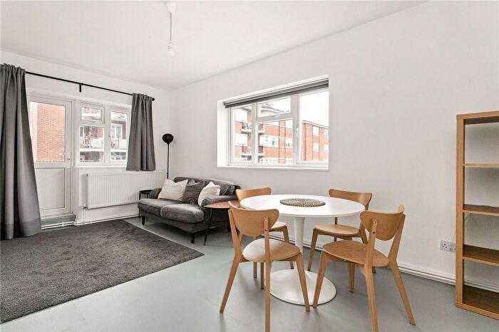 2 Bedroom Flat For Sale In Fanshaw Street, London, N1