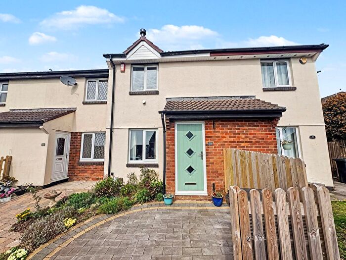 2 Bedroom Semi Detached House For Sale In The Heathers, Woolwell, PL6