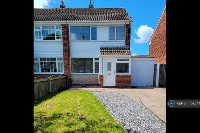 3 Bedroom Semi-Detached House To Rent In Ellesmere Port, Ellesmere Port, CH66