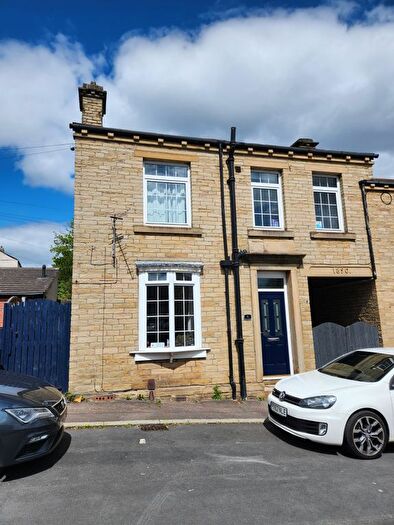 2 Bedroom Terraced House To Rent In Hey Street, Brighouse, HD6