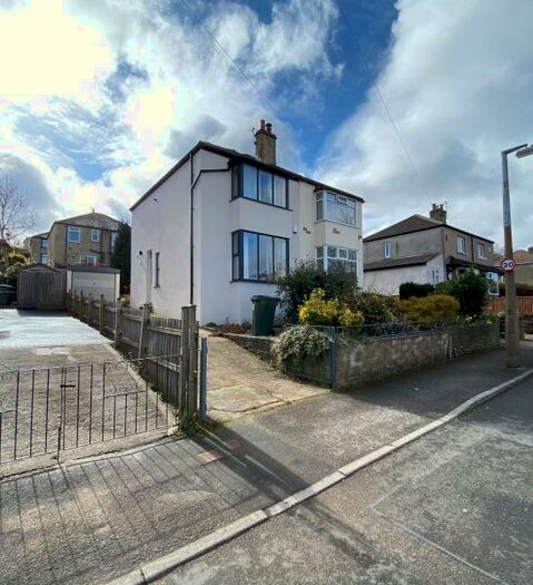 2 Bedroom Property To Rent In Vicarage Road, Shipley, BD18