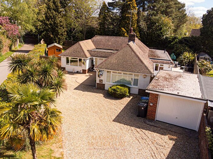 4 Bedroom Detached Bungalow For Sale In Elizabeth Crescent, East Grinstead, RH19