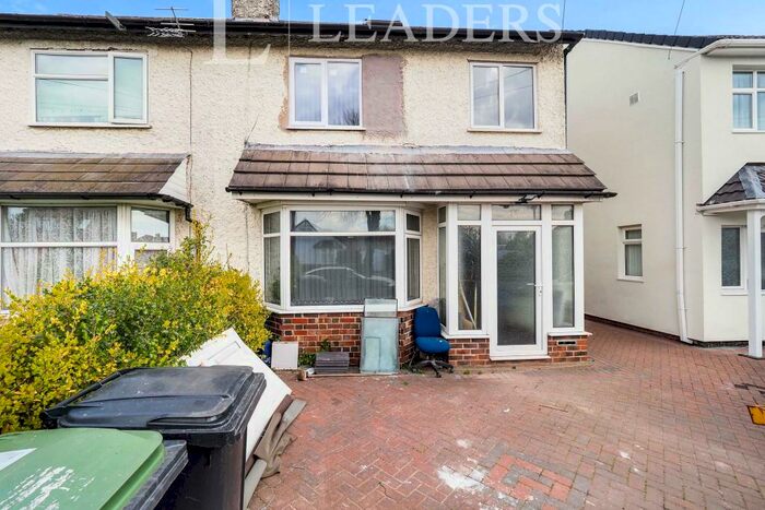 6 Bedroom Semi-Detached House To Rent In Muriel Road, Beeston, NG9