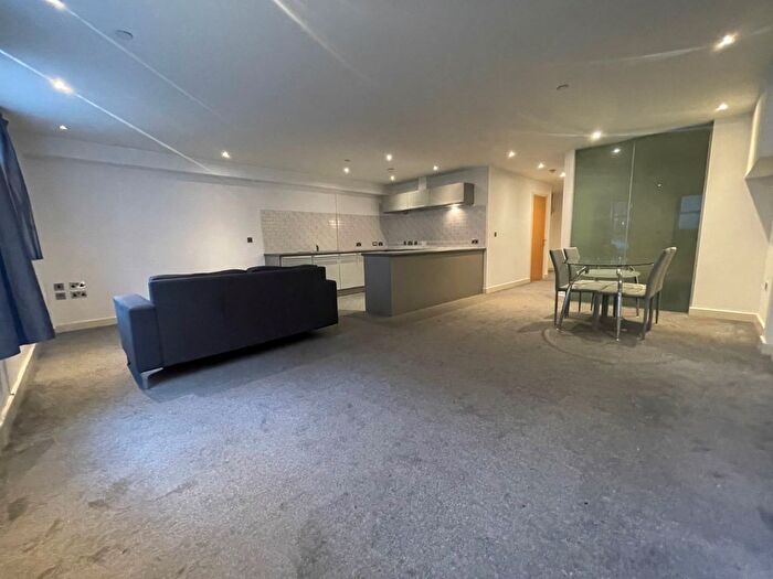 2 Bedroom Flat To Rent In Old Lenton Street, Nottingham, Nottinghamshire, NG1