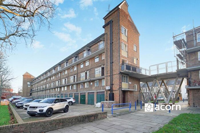 3 Bedroom Maisonette To Rent In Beckway Street Walworth, SE17