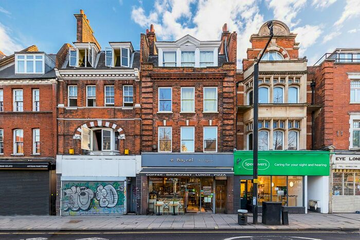 2 Bedroom Flat To Rent In Mare, London, E8