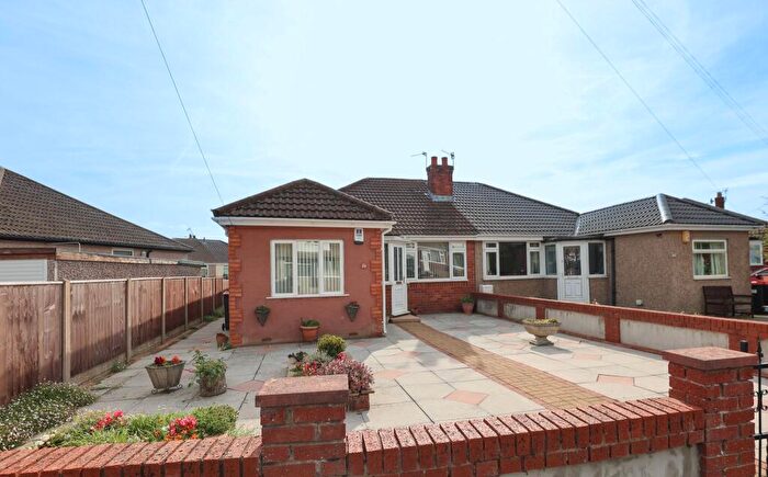 2 Bedroom Bungalow For Sale In Wingate Avenue, Westgate, Morecambe, LA4