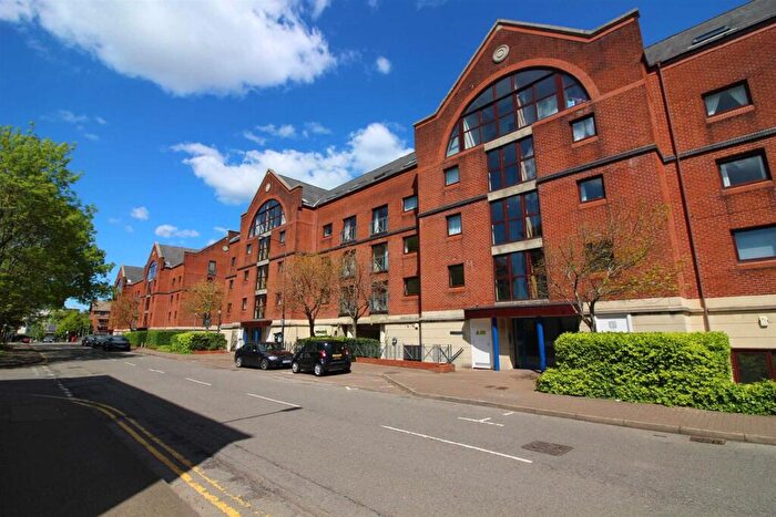 2 Bedroom Apartment To Rent In York Court, Schooner Way, Cardiff, CF10