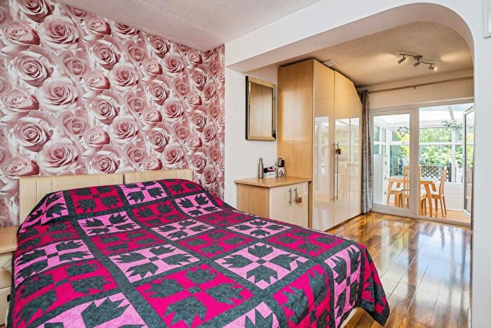 3 Bedroom Bungalow For Sale In Hall View, Caego, Wrexham, LL11