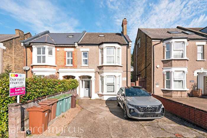 Flat To Rent In Cedar Road, Sutton, SM2