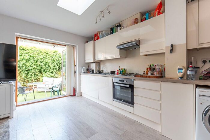 5 Bedroom Terraced House To Rent In Longmead Road, Tooting Broadway, SW17