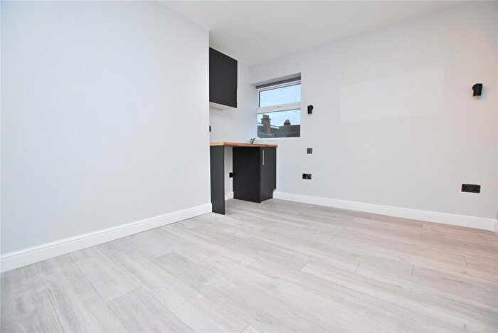 1 Bedroom House Of Multiple Occupation To Rent In Ash Road, Aldershot, Hampshire, GU12