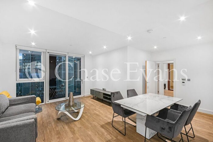 2 Bedroom Flat To Rent In Nine Elms Point, Wandsworth Road, Vauxhall, London, SW8