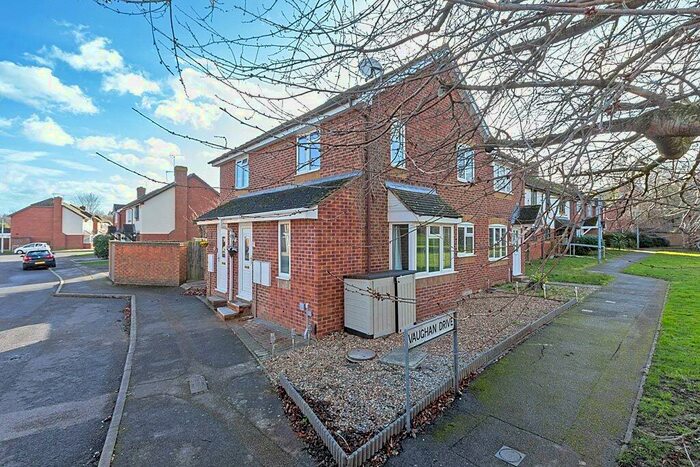 2 Bedroom Semi-Detached House To Rent In Vaughan Drive, Kemsley, Sittingbourne, Kent, ME10