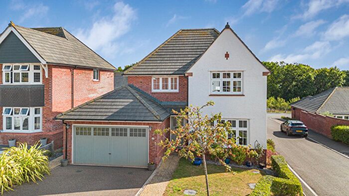 4 Bedroom Detached House For Sale In Turnstone Close, Dawlish, EX7