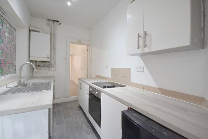 4 Bedroom Terraced House To Rent In Alfred Road, Coventry, CV1