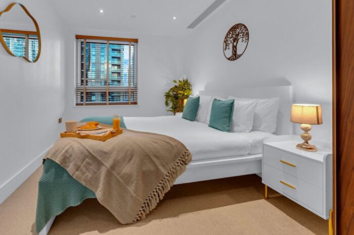 1 Bedroom Flat To Rent In Isle Of Dogs, E14