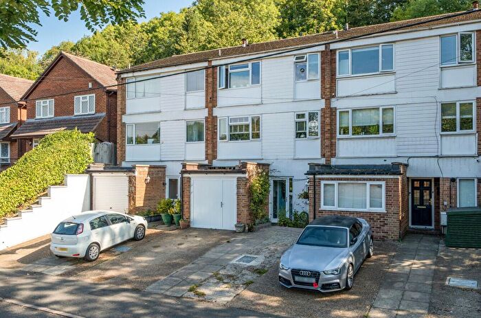 4 Bedroom Property For Sale In Sunningvale Avenue, Biggin Hill, Westerham, TN16