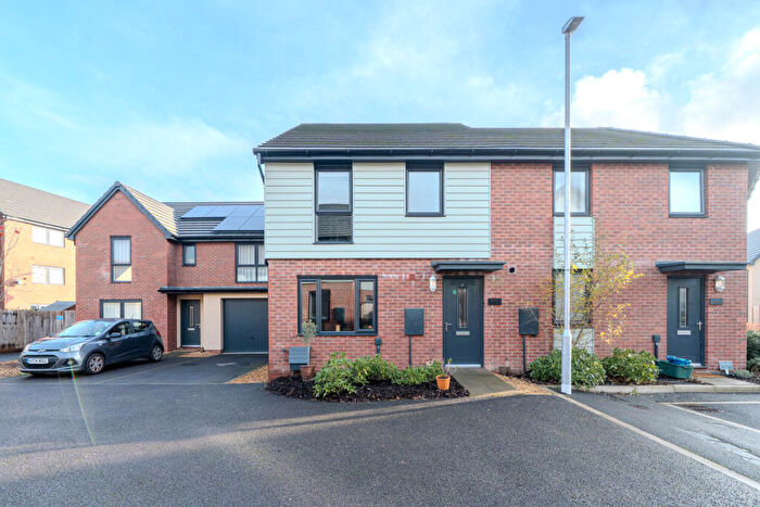 3 Bedroom Semi-Detached House For Sale In Daylily Close, Chepstow, NP16