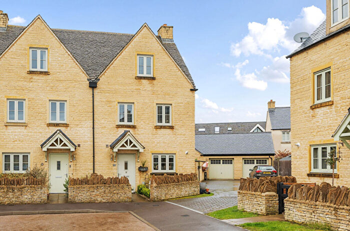 4 Bedroom Semi-Detached House For Sale In Mercer Way, Tetbury, Gloucestershire, GL8