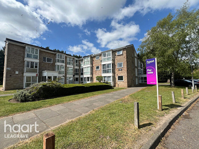 1 Bedroom Apartment For Sale In Vincent Road, Luton, LU4