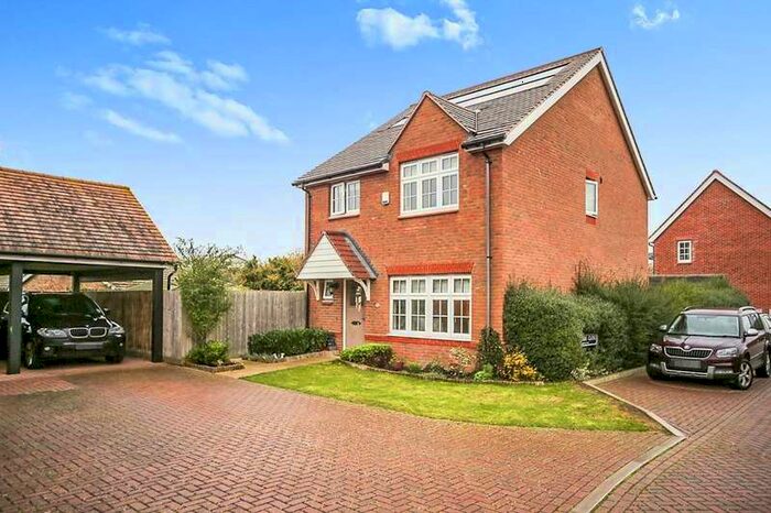 4 Bedroom Detached House To Rent In Lakeside Avenue, Faversham, ME13