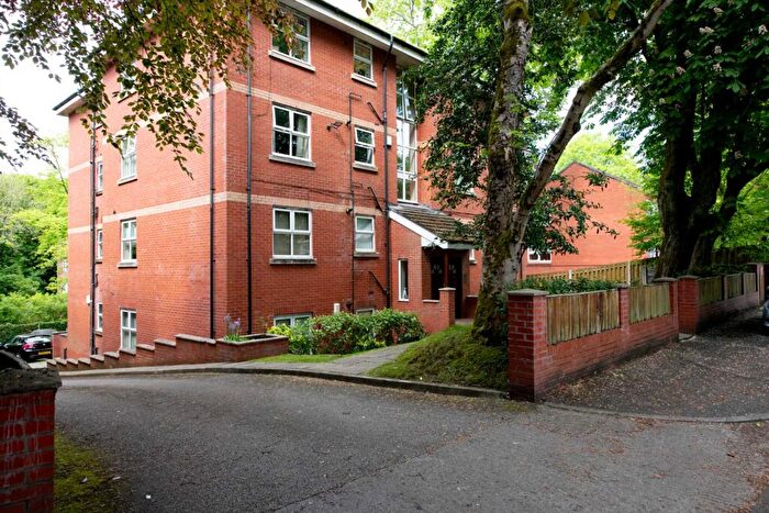 2 Bedroom Apartment To Rent In St Pauls Rise, Salford, M7