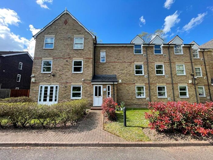 2 Bedroom Apartment To Rent In Croxted Road, West Dulwich, London, SE21