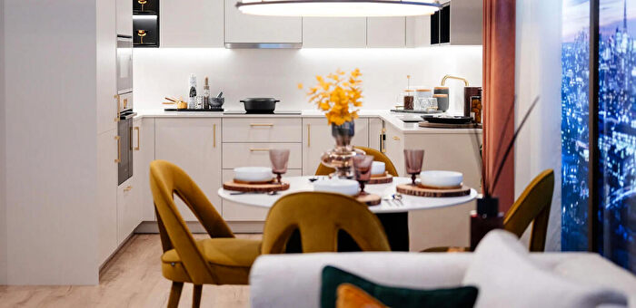 2 Bedroom Flat To Rent In Menara Point, Affinity View, London, E16