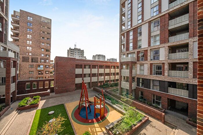 1 Bedroom Flat For Sale In Kite Close, London, SE2