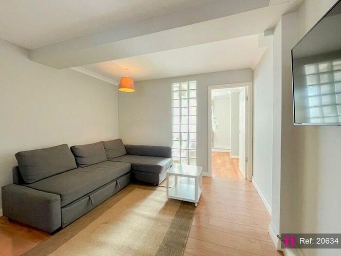 4 Bedroom Maisonette To Rent In Ebley Close, London, SE15