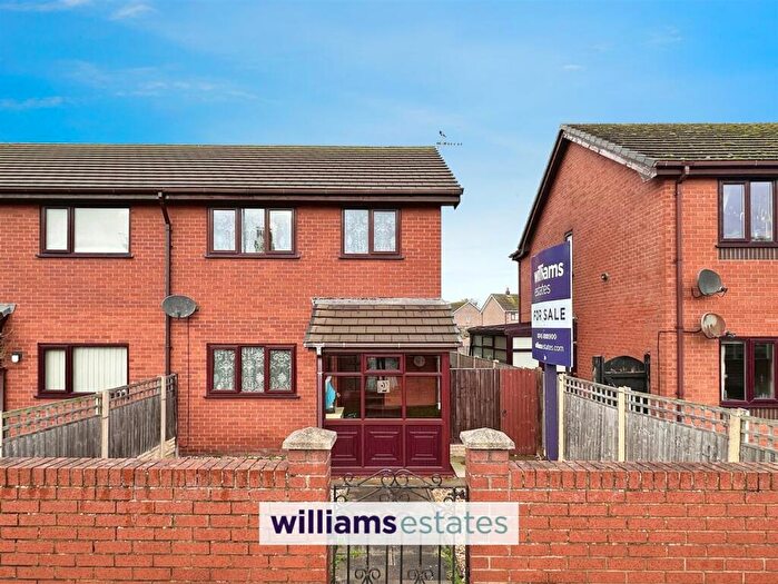 3 Bedroom Semi-Detached House For Sale In Victoria Road, Prestatyn, LL19