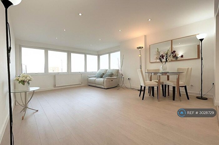 1 Bedroom Flat To Rent In Canary Central, Canary Wharf, London, E14