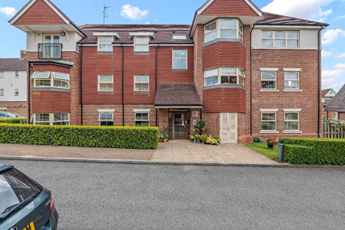 2 Bedroom Retirement Property For Sale In Shelley House, Durrants Drive, Durrants Village, Faygate, West Sussex, RH12