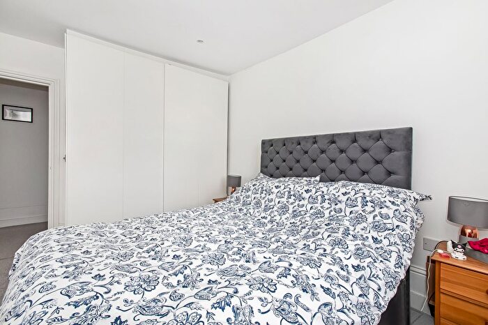 1 Bedroom Flat To Rent In Hervey Road, London, SE3