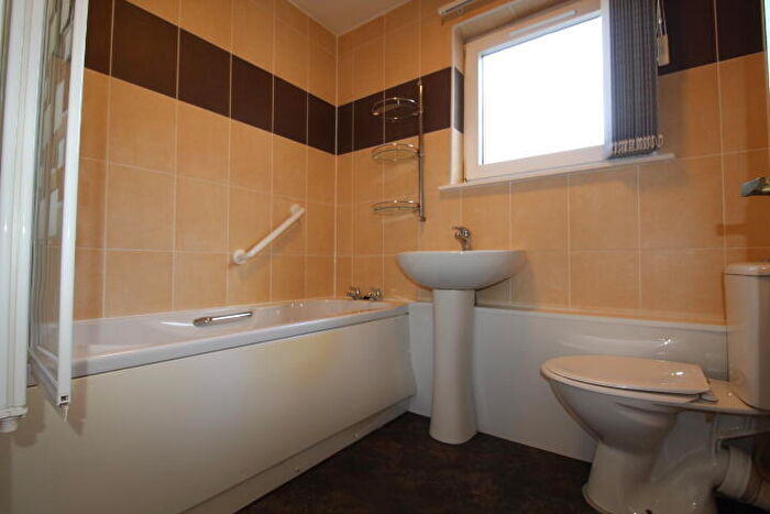 1 Bedroom Terraced Bungalow To Rent In Hardmuir Gardens, Kirkintilloch, G66